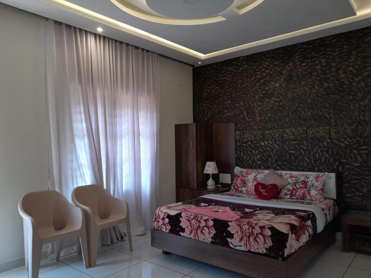 Orchid Ranipuram Apartment Kallar  ภายนอก รูปภาพ